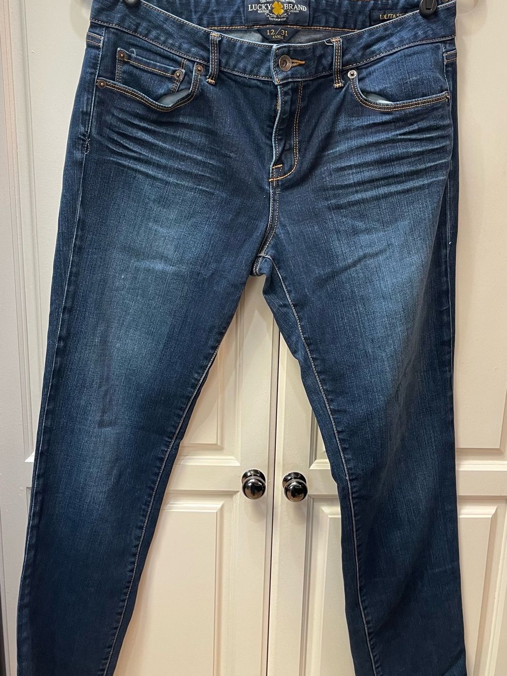 Lucky Brand Women’s Size 12/31 Ankle Jeans Dark Wash